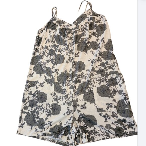 NWOT Rapbin Women's Summer Floral Casual Sleeveless Romper - Picture 3 of 15